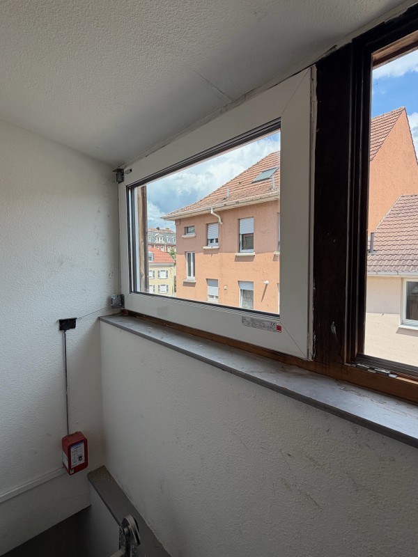remplacement d’une fenêtre de désenfumage 